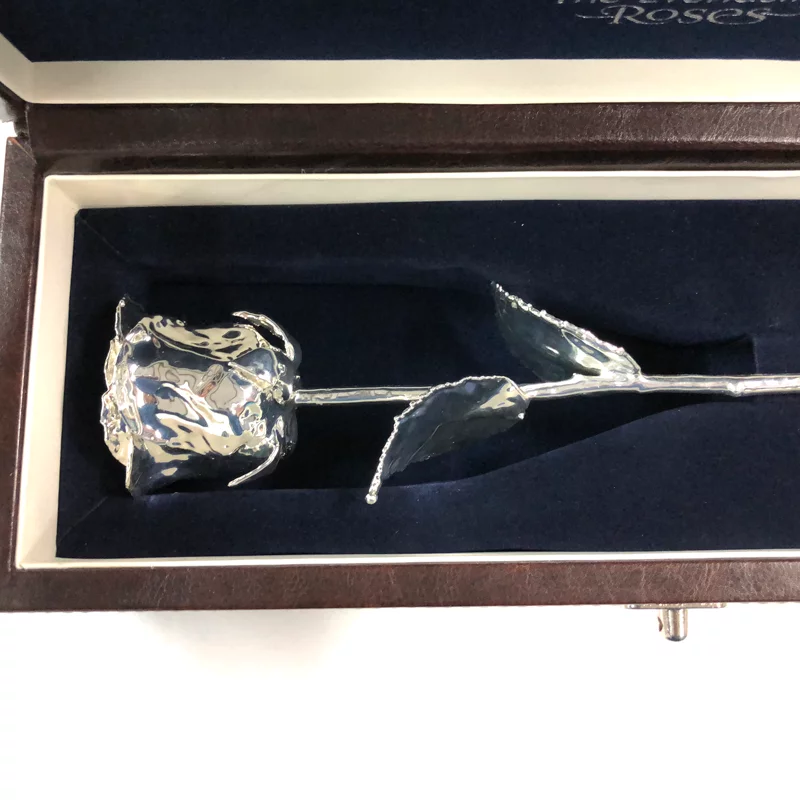 .999 Silver dipped Real Rose